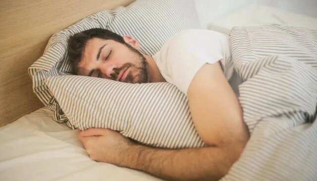 با این راهکار در خواب وزن کم کنید