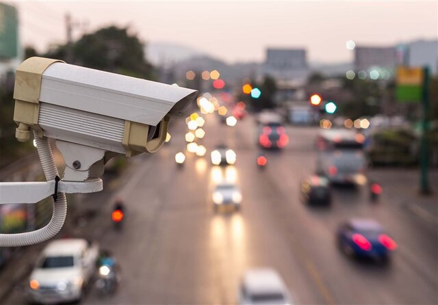 افزایش ۴۰ سامانه دوربینی در پایتخت برای کنترل سرعت، کامیون‌ها و ثبت تخلف‌های جناغی